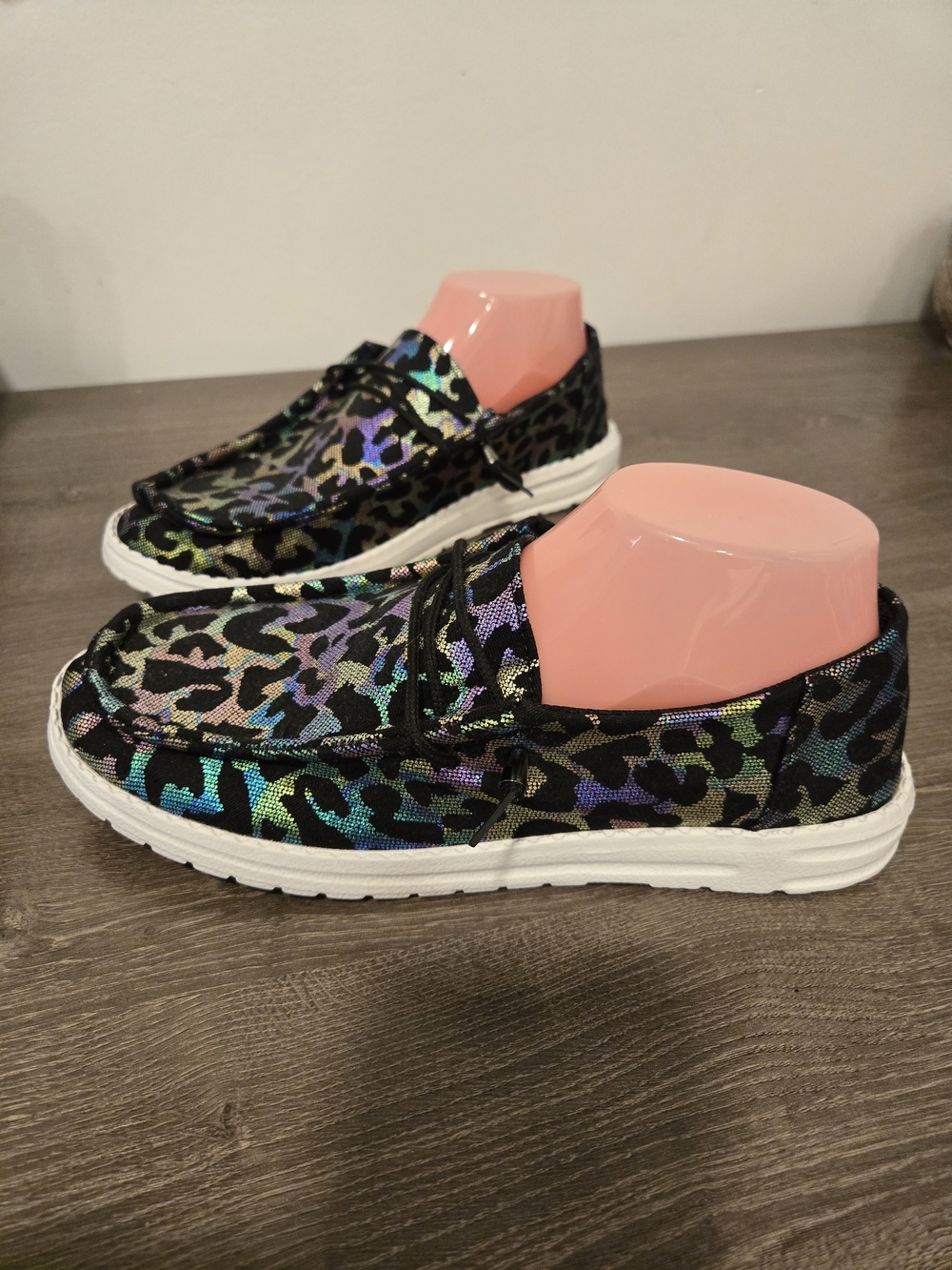 SHEIN Iridescent Leopard Print Slip-On Flats - Black Multi